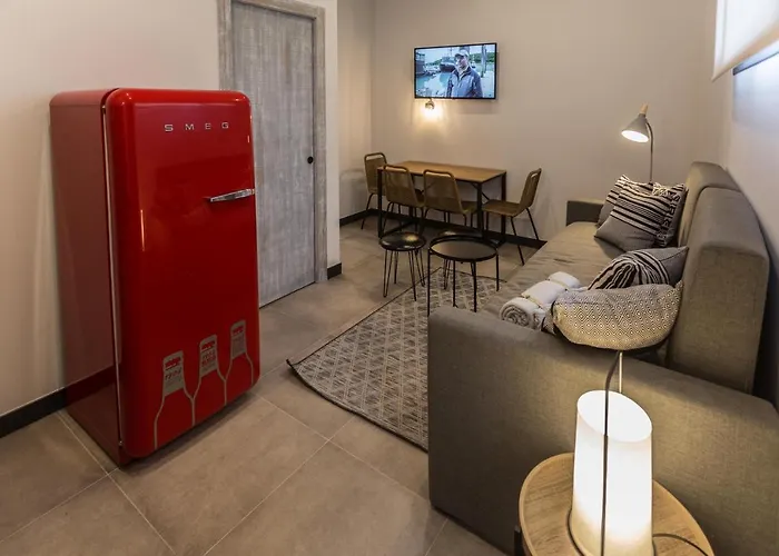 Tria Nomina Apartamentos Turisticos