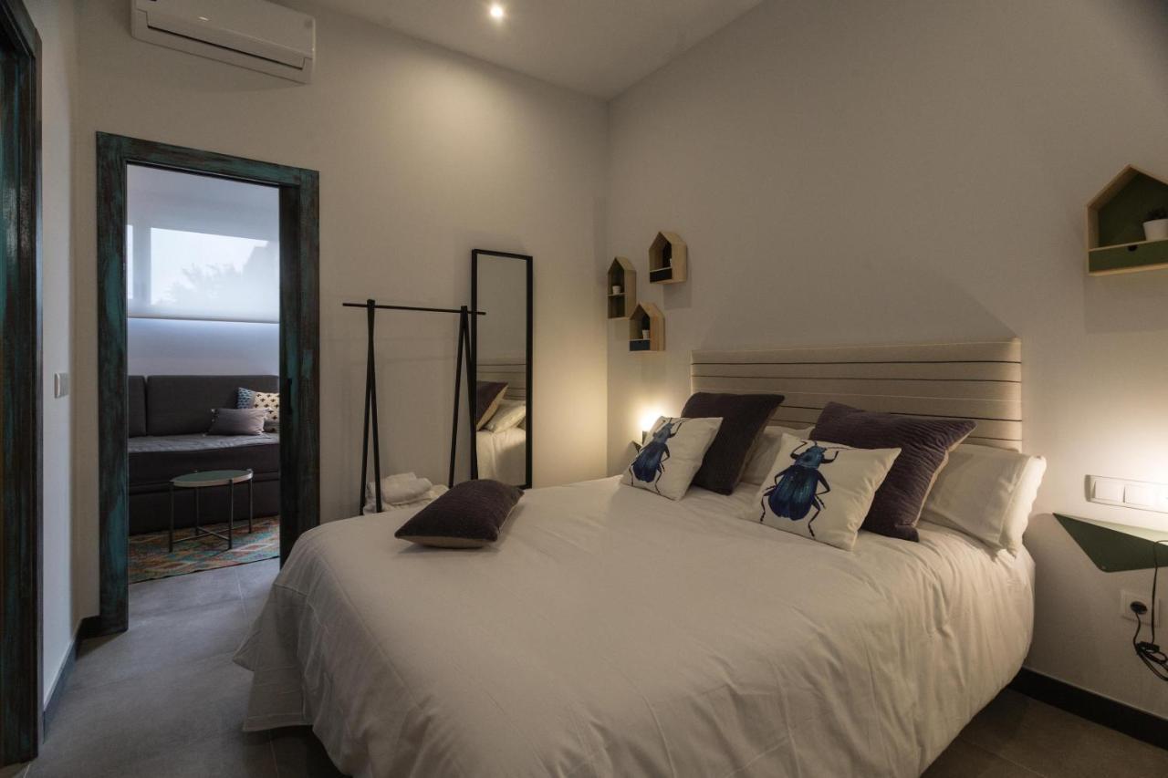 Tria Nomina Turisticos Apartment *
